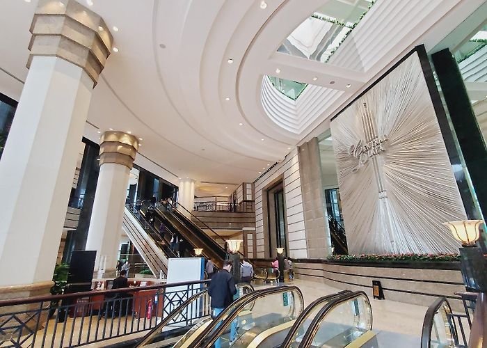 Hong Kong Convention and Exhibition Centre photo