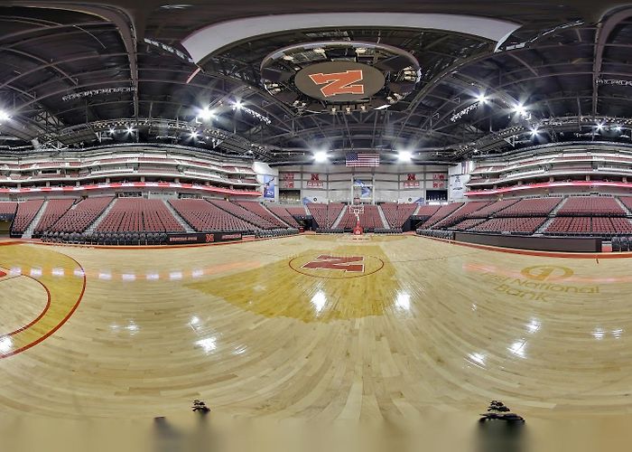 Pinnacle Bank Arena photo