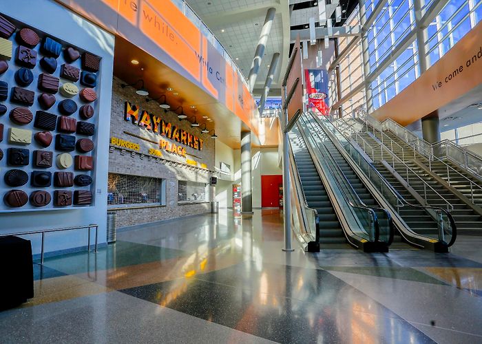 Pinnacle Bank Arena photo