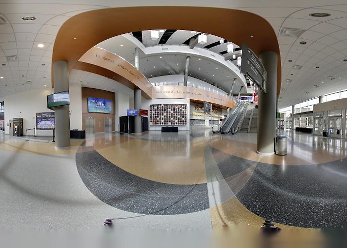 Pinnacle Bank Arena photo