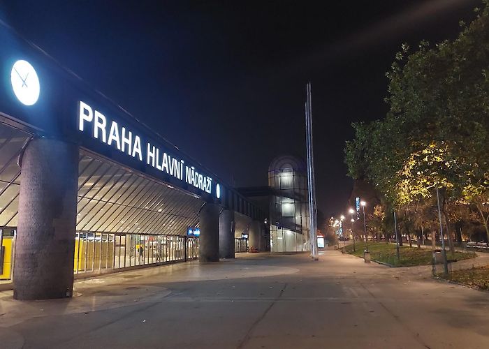 Prague Main Railway Station photo