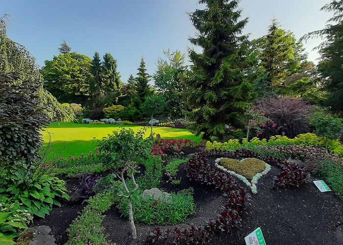 Queen Elizabeth Park photo