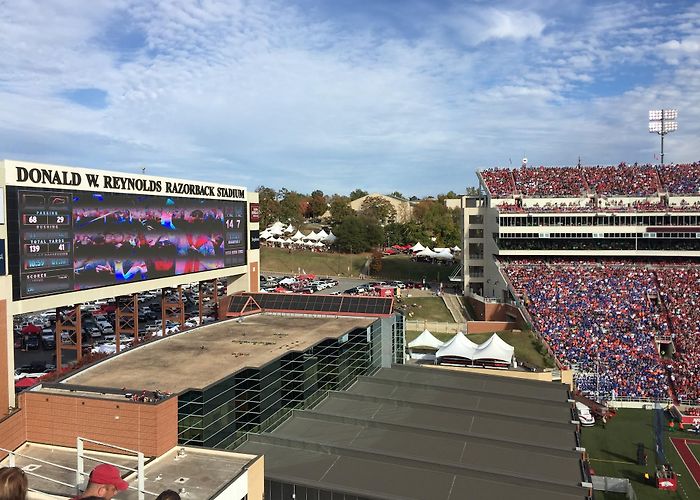 Donald W. Reynolds Razorback Stadium photo
