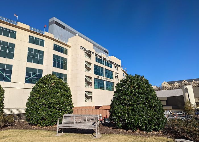 Donald W. Reynolds Razorback Stadium photo