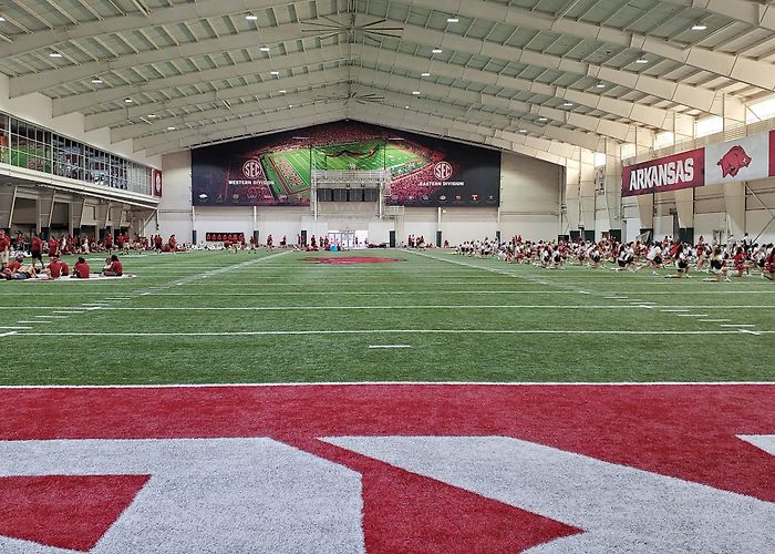 Donald W. Reynolds Razorback Stadium photo