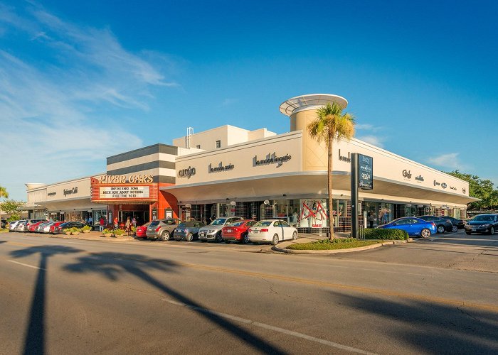 River Oaks Shopping Center photo