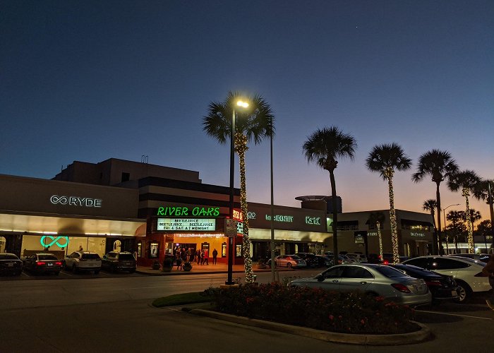 River Oaks Shopping Center photo