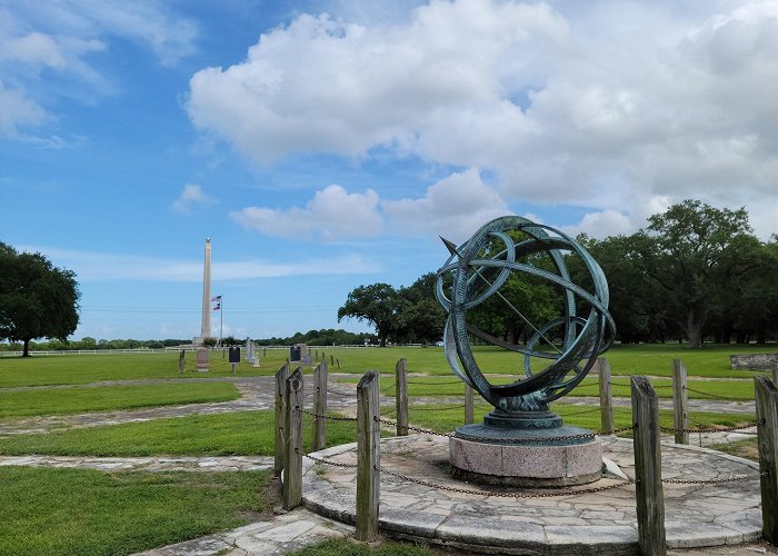 San Jacinto Monument photo