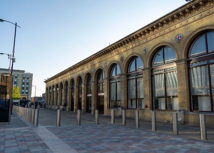 Cambridge Train Station photo