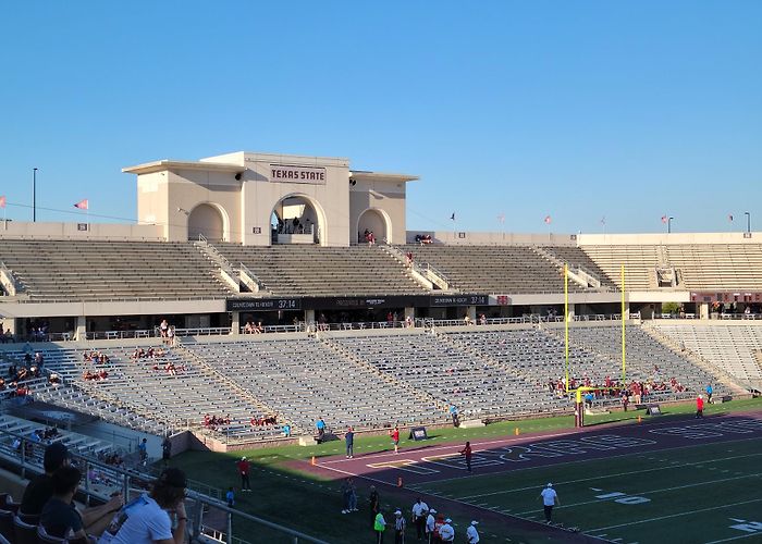Bobcat Stadium photo