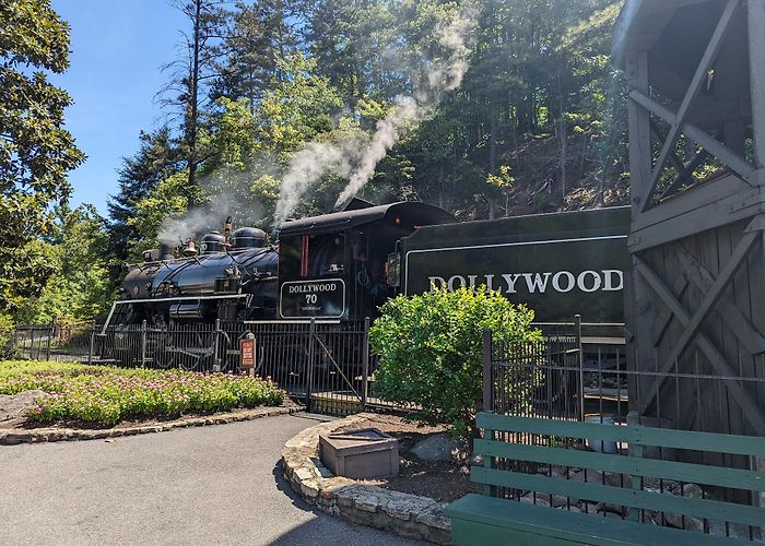 Dollywood photo