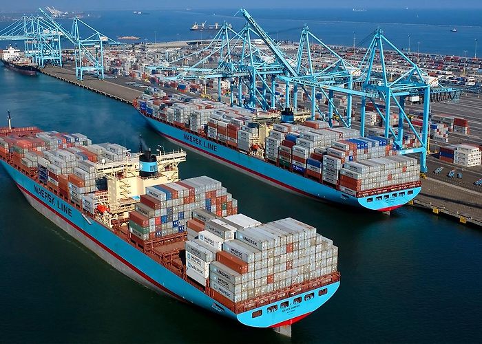 Port of Los Angeles photo