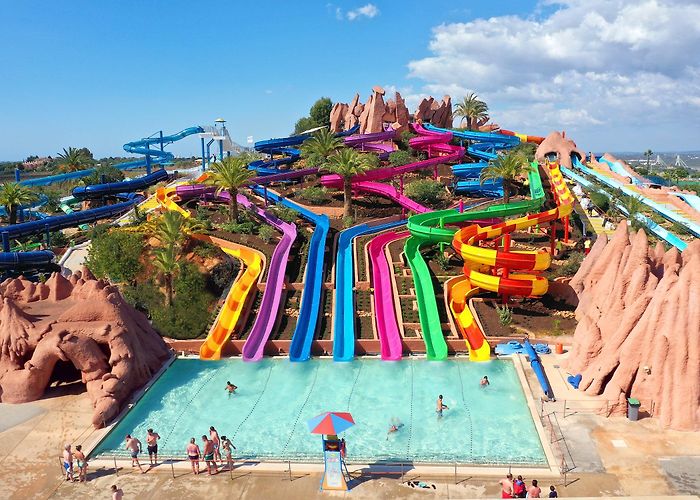 Slide & Splash Water Park Beyond the resort - Vila Vita Parc Resort & Spa photo