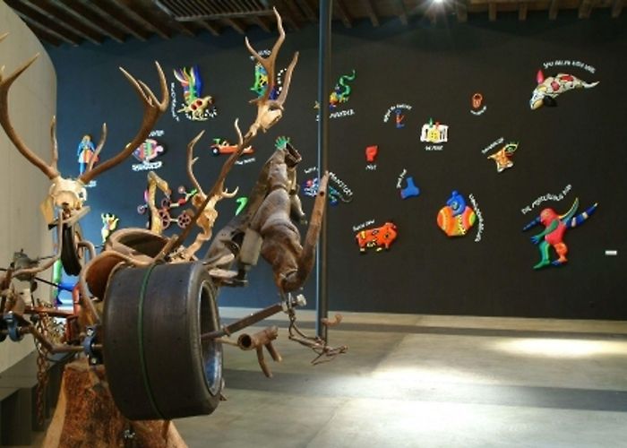 Musee Espace Jean Tinguely Niki de Saint Phalle Espace Jean Tinguely - Niki de Saint Phalle - Fribourg - Guidle photo