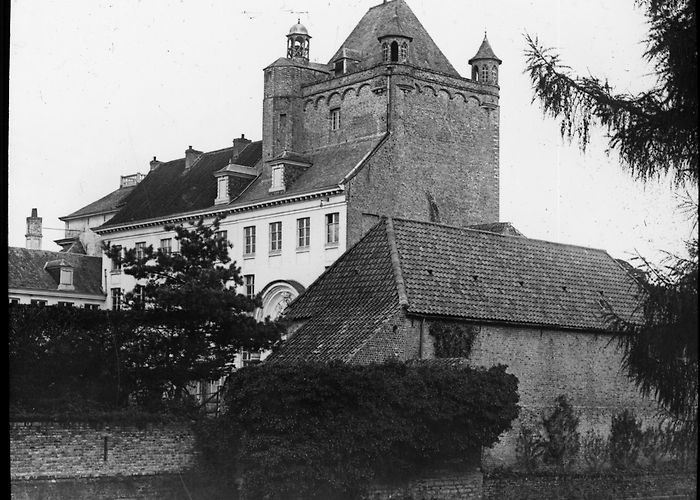 St. Trudo Abbey Male Male Castle: Raking detail, keep photo