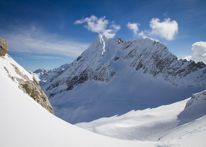 Valsozzine - Corno D'Aola Ponte di Legno-Tonale Adamello Ski | SnowSpot - Winter holidays ... photo