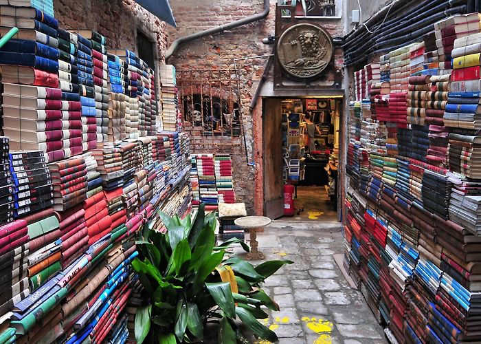 Libraria Aqua Alta Libreria Acqua Alta – Shop Review | Condé Nast Traveler photo