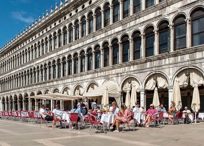 Procuratie Vecchie Never-before-seen Venice landmark opens to the public | CNN photo