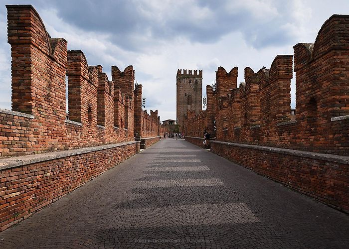 Castelvecchio Bridge Ponte di Castelvecchio – Verona, Veneto | ITALYscapes photo