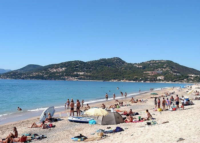 Almanarre Beach Almanarre Beach (Hyères) | Provence-Alpes-Côte d'Azur Tourism photo
