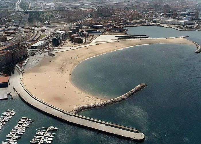 Playa del arbeyal Poniente Beach - Gijón (Asturias) photo