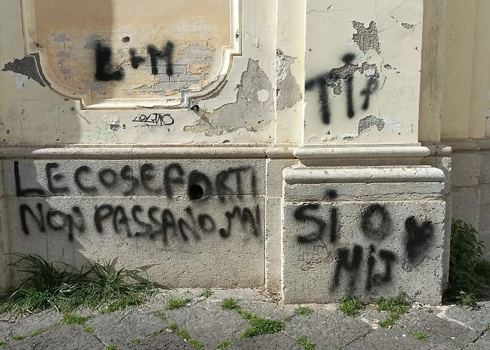 Complesso Monumentale di Santa Sofia Complesso di Santa Sofia: crociata contro i vandali ed “i frullini ... photo