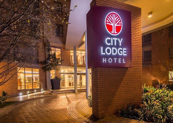 Eastdale Pavilion Shopping Center Town Lodge Menlo Park Pretoria, Pretoria | 2024 Updated Prices, Deals photo