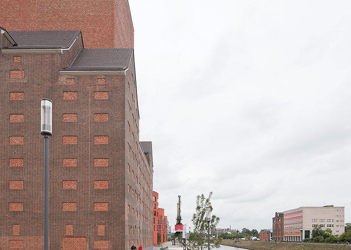 Innenhafen Duisburg Entwicklungsges. mbH studio grüngrau photo