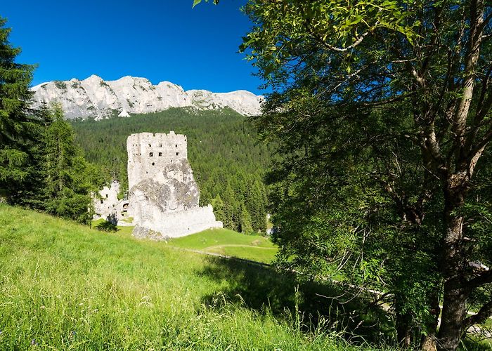 Falzarego - Lagazuoi Andraz castle - Family walks • Hiking route » outdooractive.com photo