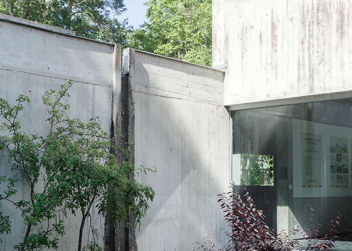 Musee De La Prehistoire D Ile De France Roland Simounet, Francesco Luciani · Musée de Préhistoire d'Île-de ... photo