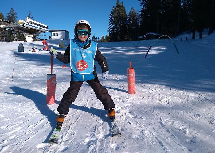 Mijoux La Faucille Ski School French Ski School of Mijoux - la Faucille • Service point ... photo