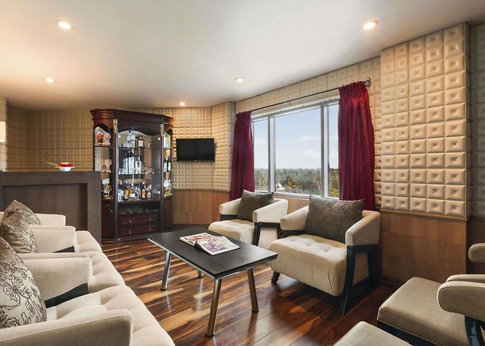 Nehru Trophy Finishing Point Ramada Alleppey - Travel Gay photo