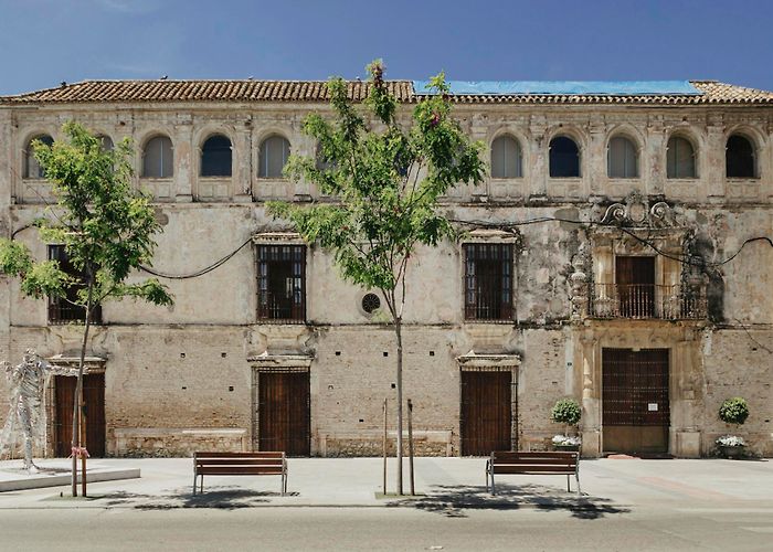 la Casa de Cultura Casa Surga Utrera: el increíble cambio, de abandonado a centro ... photo