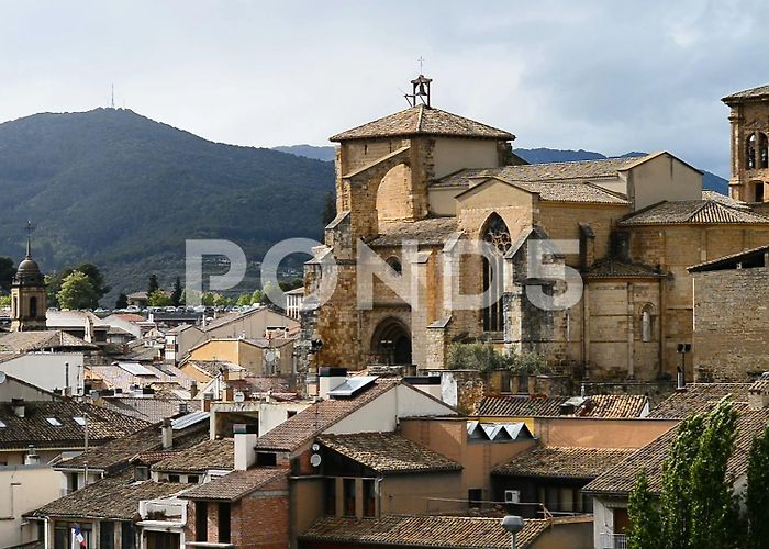 Parroquia San Miguel Parroquia San Miguel Arcangel, Estella, ... | Stock Video | Pond5 photo