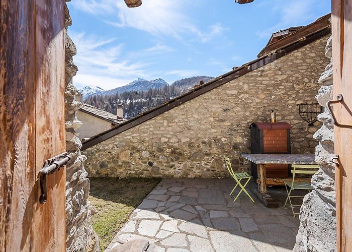 Vialattea Charming apartment in the heart of the Via Lattea | Apartment ... photo