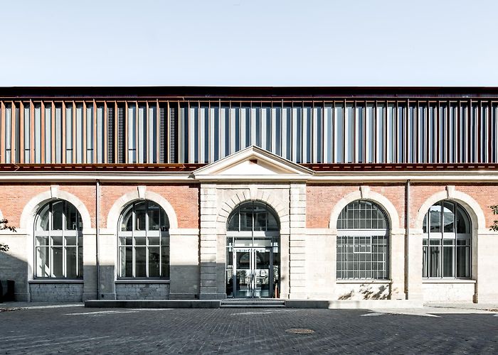 Saint-Etienne School of Architecture Knowledge Center for Innovation in Saint-Étienne / K architectures ... photo