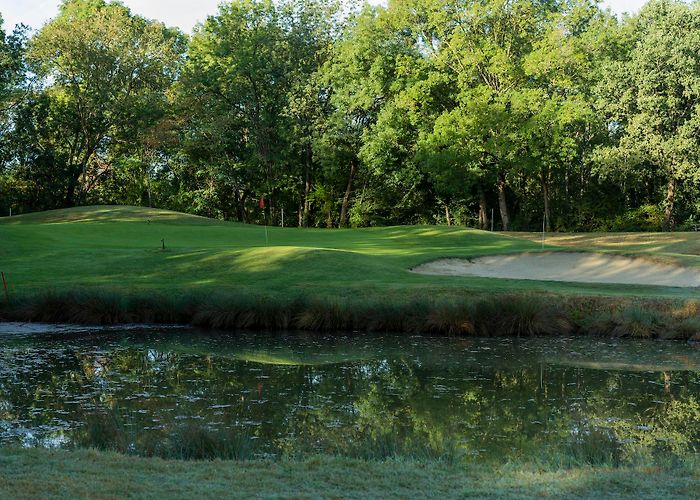 Toulouse Golf Club Golf las Martines, all services and equipment photo