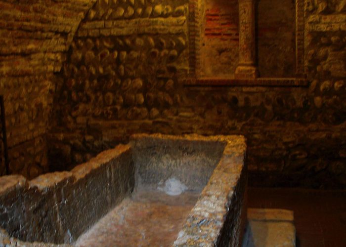 Juliet's Tomb Shakespeare's Verona | The Literary Tourist photo
