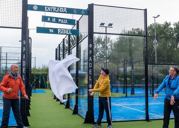 De Doordraaiers Doordraaiers heten vanaf nu TPV De Doordraaiers - Houtens Nieuws ... photo