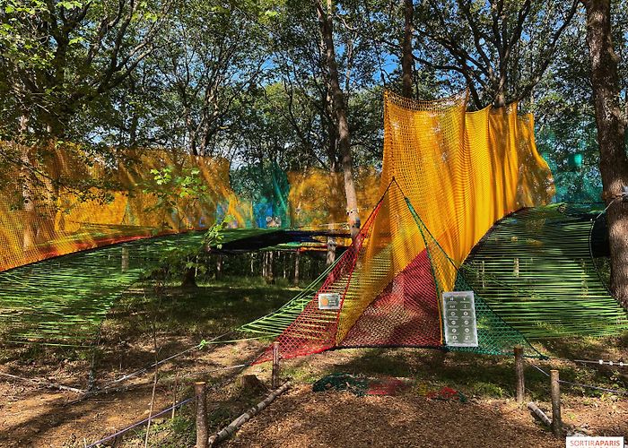Forest of Rambouillet Giant trampolines await you at Espace Rambouillet, in the Emile l ... photo