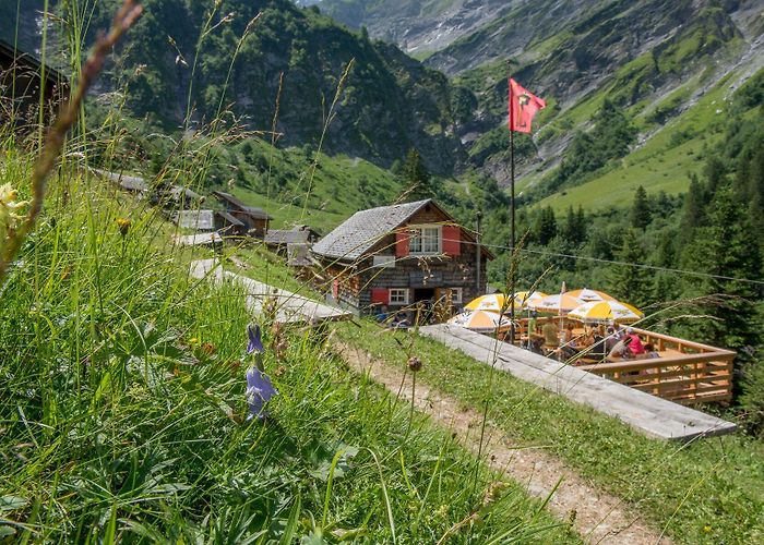 Elm-Tschinglen-Alp Rundtour Mittaghorn (Alpinwanderweg) - BERGFEX - Hiking - Tour ... photo