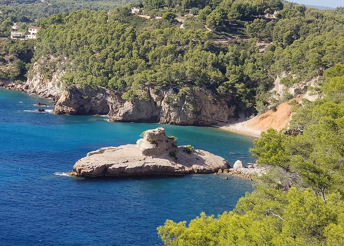 Saint-Cyr-sur-Mer photo