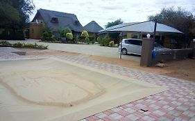 Thulamela Guest House Mahalapye Exterior photo