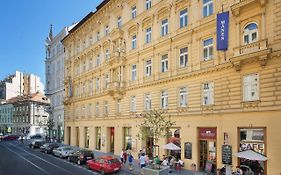 Hotel Manes Prague Exterior photo
