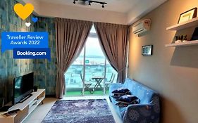 HostaHome Suites @Paragon Residence, Johor Bahru City Centre Exterior photo