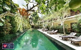 Sapodilla Ubud Hotel Exterior photo