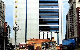 Skyna Hotel Luanda Exterior photo