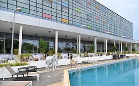 Radisson Blu Hotel, Abidjan Airport Exterior photo