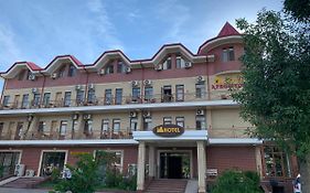 Hotel Afrosiyob Qarshi Exterior photo