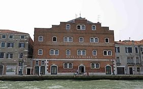 Generator Venice Hostel Exterior photo